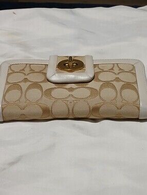 Coach Cricket Signature / Leather Wallet with Gold Turn-Lock